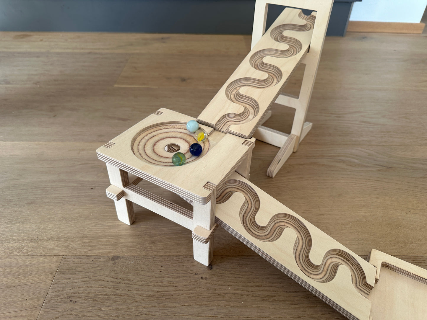 Murmelbahn-Set mit Trichter