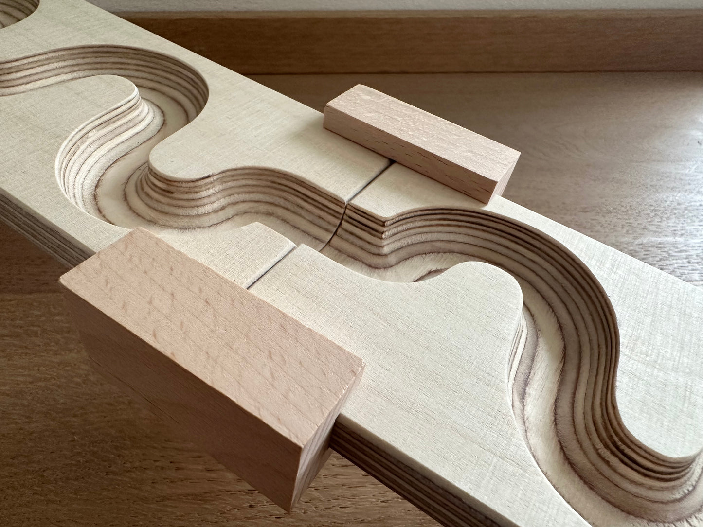 Verbindungen für Murmelbahn Platten