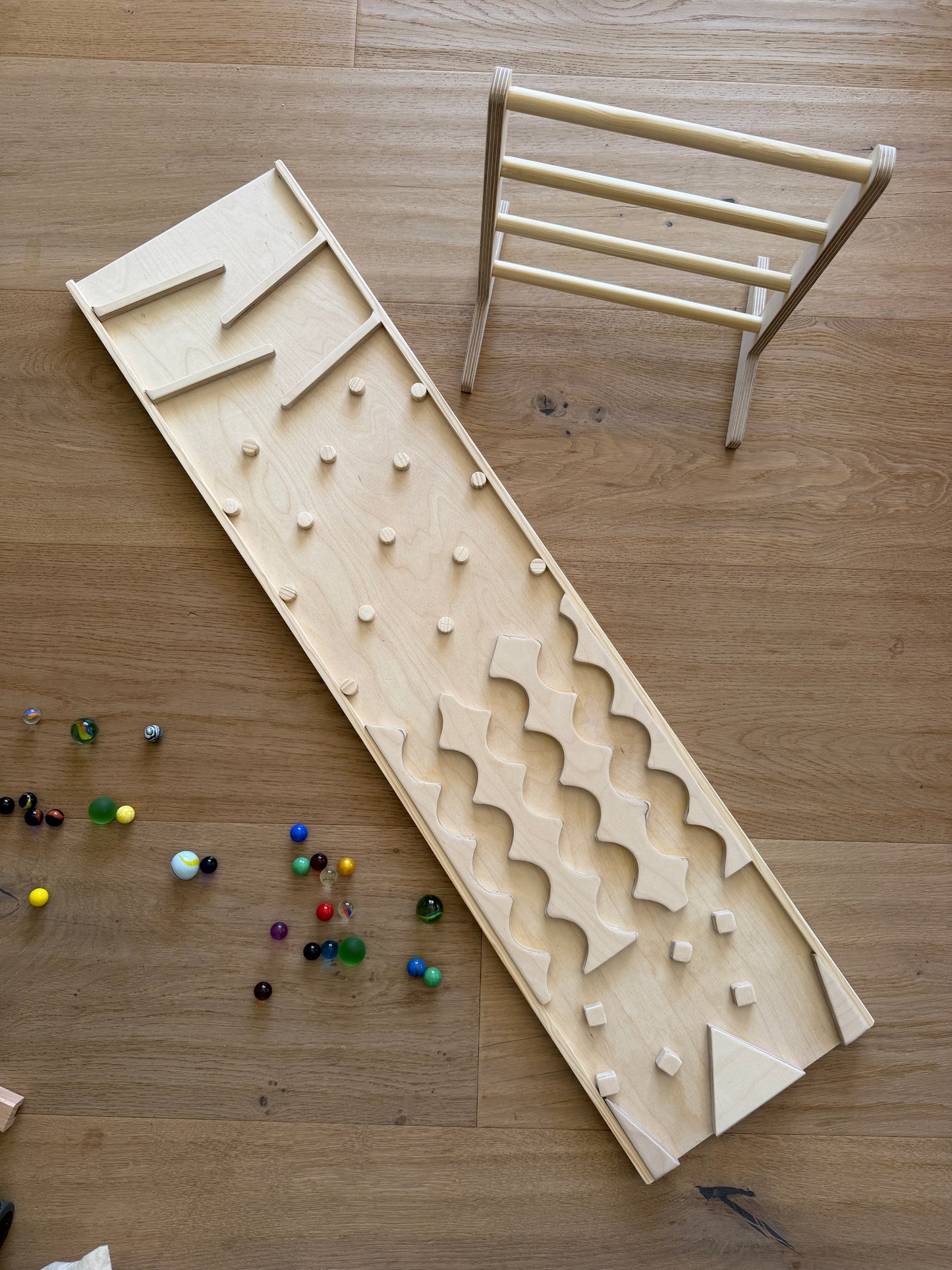 Kombi-Set „Bewegung & Konstruktion“ 1 Meter Platte – ideal für Kitas, Krippen & Bildungseinrichtungen