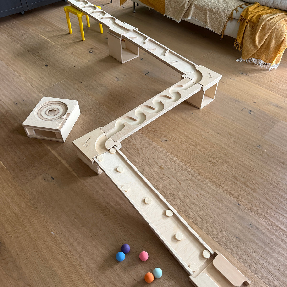 Kugelbahn mit Holzkästen – 5 cm Kugeln