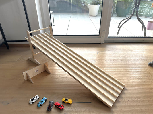 Flitzer Rennstrecke aus Holz – 1 Meter | Für 5 Autos | Optional mit Leiter/Turm | Handgefertigt | Kompatibel mit Murmelbahn & Erweiterungen