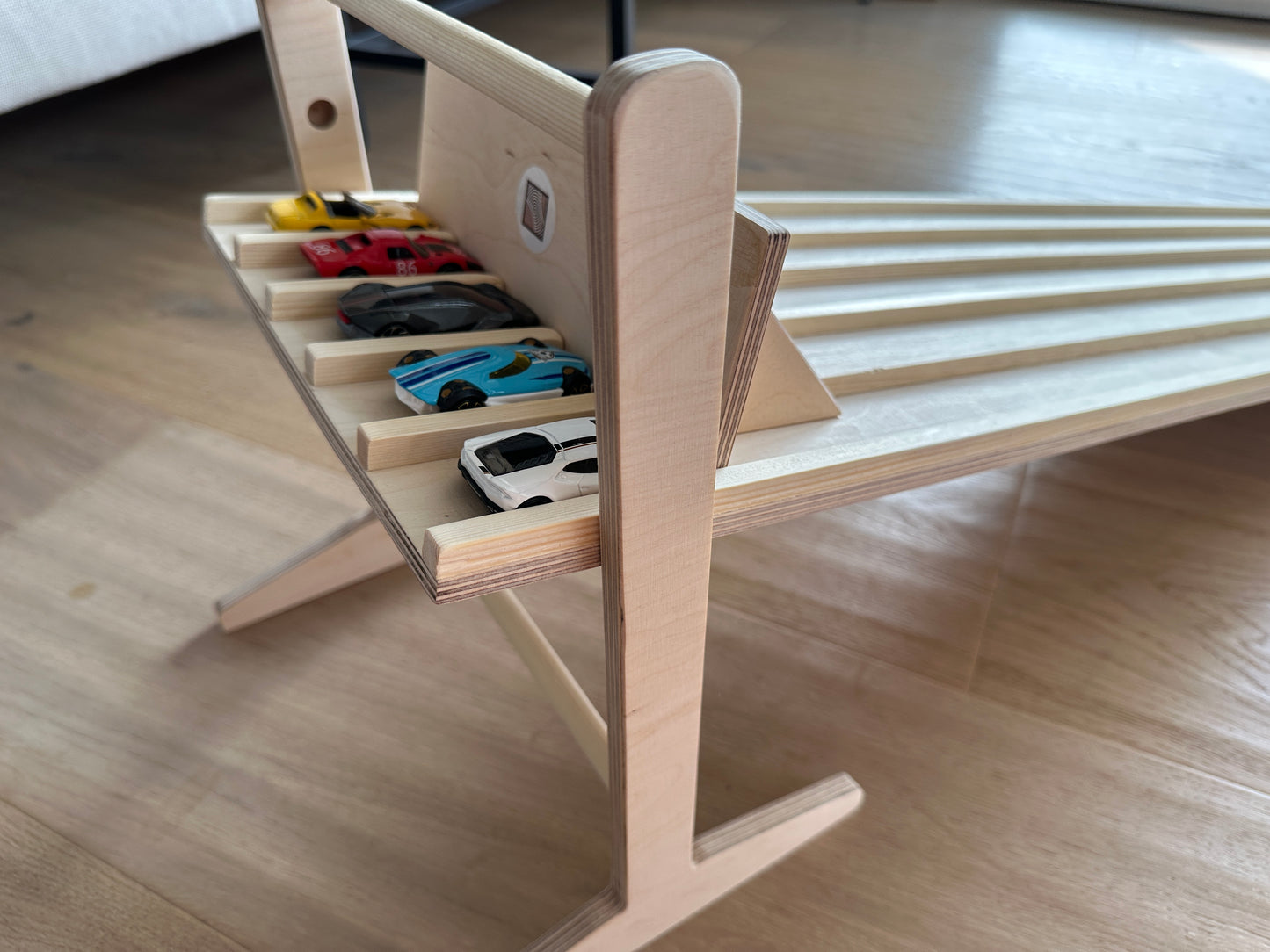 Flitzer Rennstrecke aus Holz – 1 Meter | Für 5 Autos | Optional mit Leiter/Turm | Handgefertigt | Kompatibel mit Murmelbahn & Erweiterungen