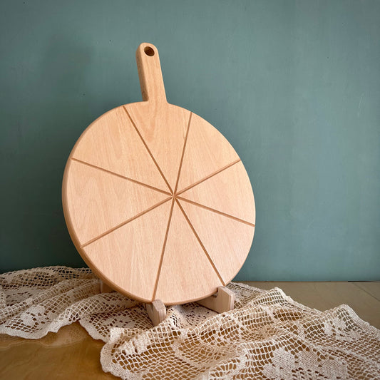 Pizzabrett mit Schneiderinnen