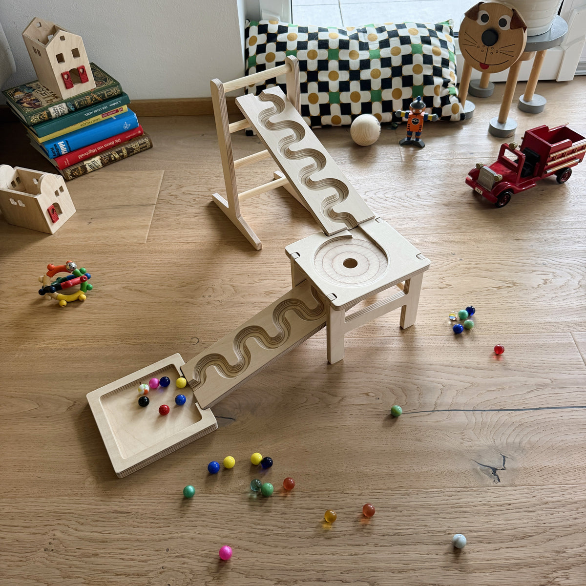 Murmelbahn-Set mit Trichter