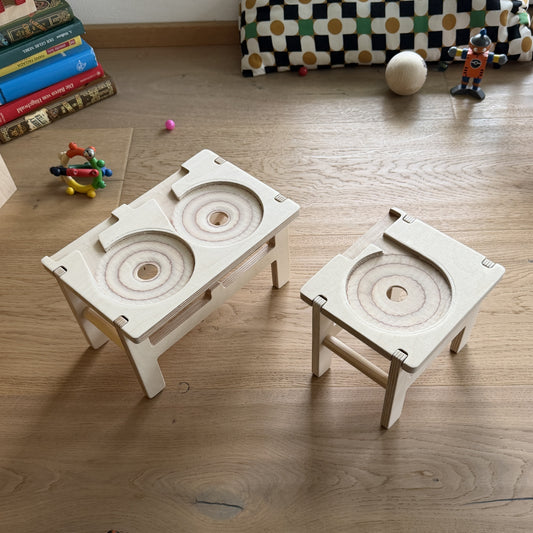 Funnel for marble run